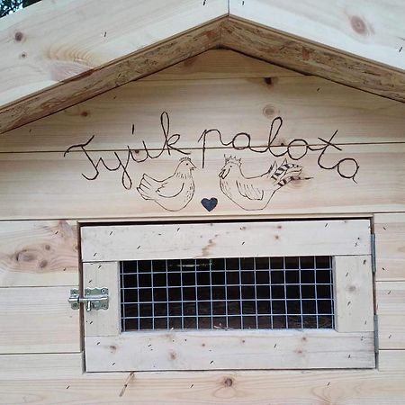 Jurta Az Erdo Mellett Dezsaval-Keresz-Tanya Hotel Pilisszentkereszt Exterior photo